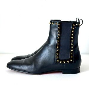 Christian Louboutin black leather Chelsea booties 39